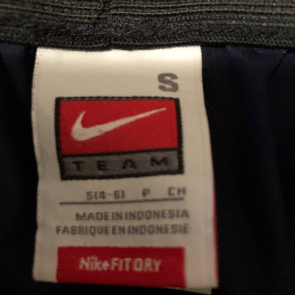 Nike Running shorts - Picture 2 of 4